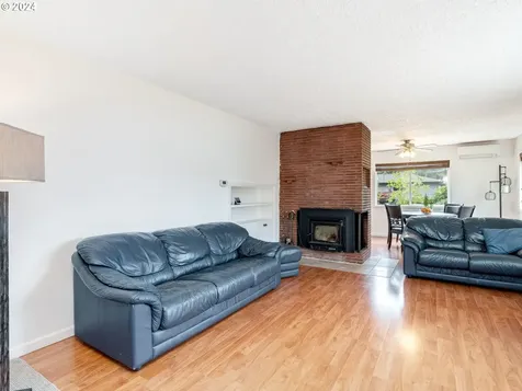 3430 SE 144th Avenue Portland OR 97236