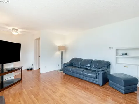 3430 SE 144th Avenue Portland OR 97236