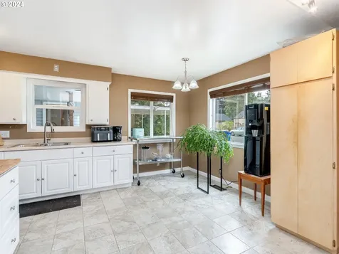 3430 SE 144th Avenue Portland OR 97236