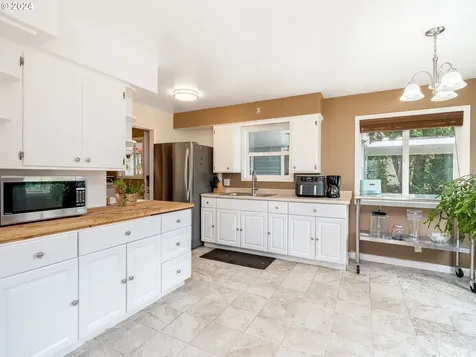 3430 SE 144th Avenue Portland OR 97236