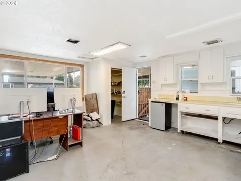 3430 SE 144th Avenue Portland OR 97236