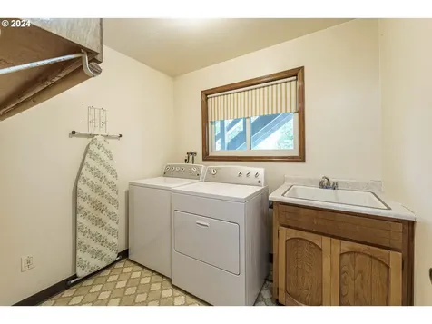 515 Sw 7th Street Gresham OR 97080