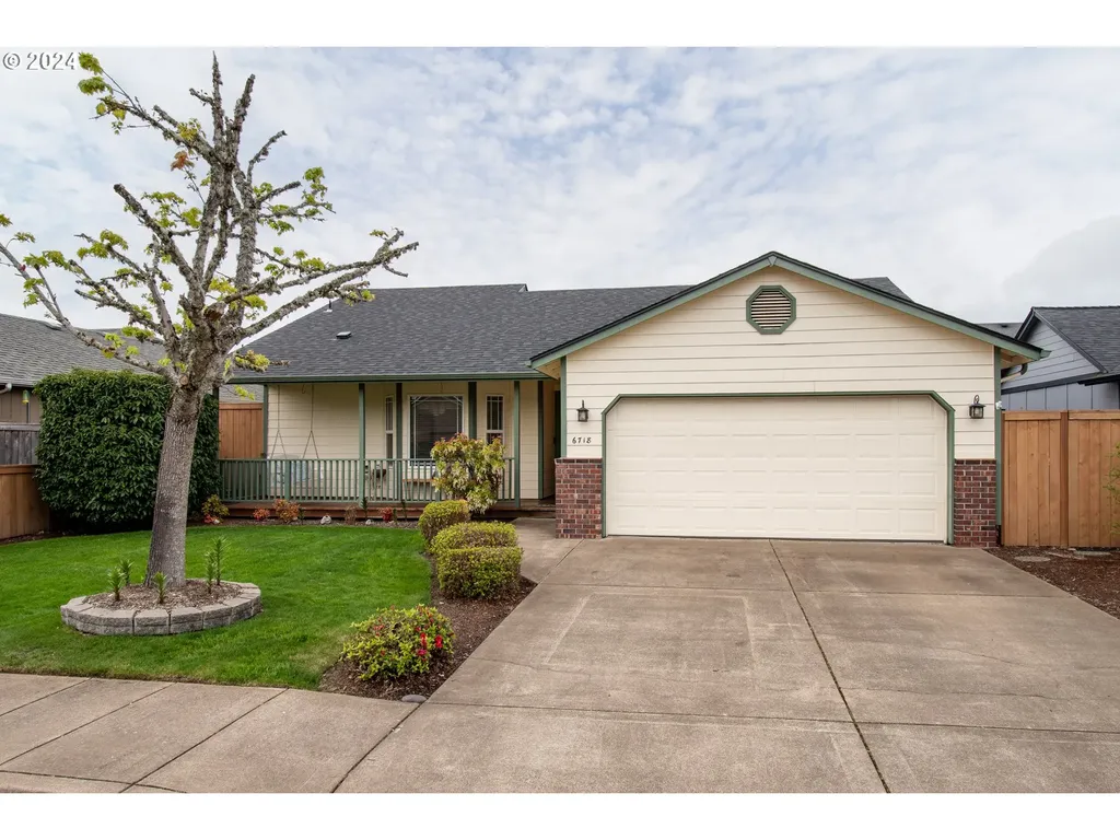 6718 Simeon Drive Springfield OR 97478