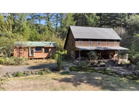 23296 Bird Haven Lane Cheshire OR 97419