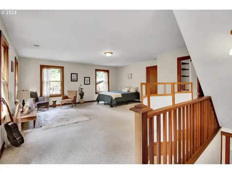 23296 Bird Haven Lane Cheshire OR 97419