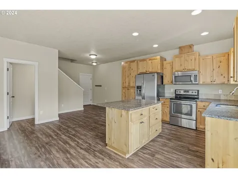 117 N 43rd Place Ridgefield WA 98642