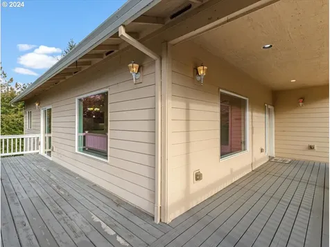 12405 SW Poppy Drive Gaston OR 97119