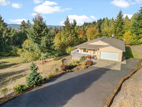 12405 SW Poppy Drive Gaston OR 97119