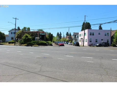 5409 SE Francis Street Portland OR 97206