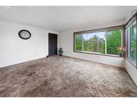 613 Crestview Drive Reedsport OR 97467