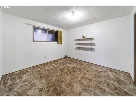 613 Crestview Drive Reedsport OR 97467