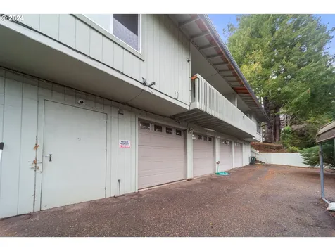613 Crestview Drive Reedsport OR 97467