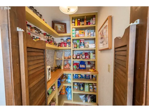 2395 Wall Street North Bend OR 97459