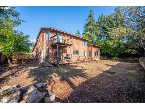 2395 Wall Street North Bend OR 97459