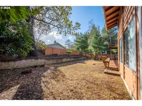 2395 Wall Street North Bend OR 97459