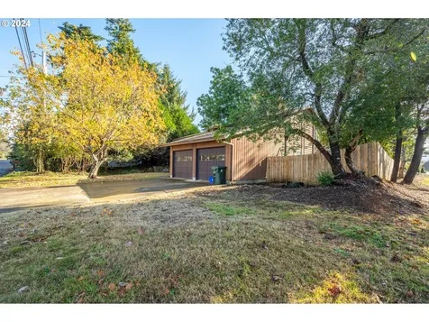 2395 Wall Street North Bend OR 97459