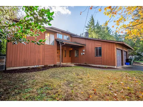 2395 Wall Street North Bend OR 97459