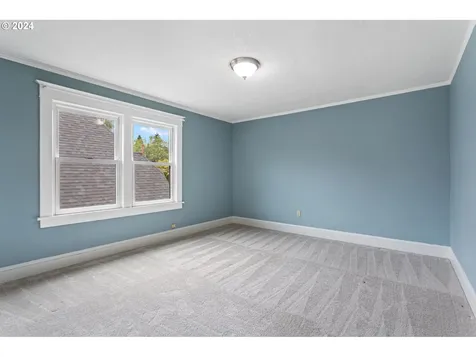 3430 Ne Couch Street Portland OR 97232