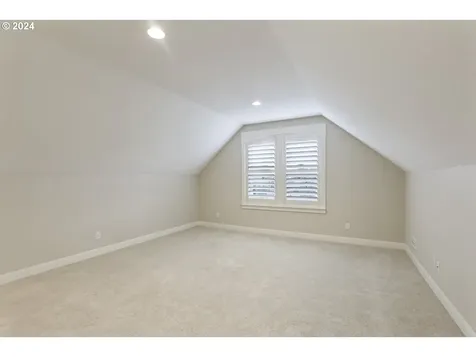 12515 NE 50th Avenue Vancouver WA 98686