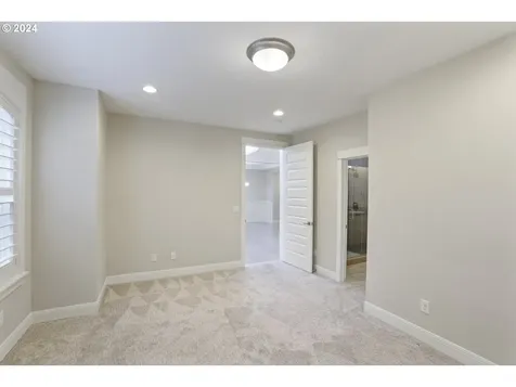 12515 NE 50th Avenue Vancouver WA 98686