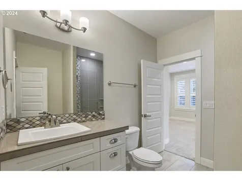 12515 NE 50th Avenue Vancouver WA 98686