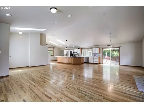 4010 Ne 143rd Avenue Vancouver WA 98682