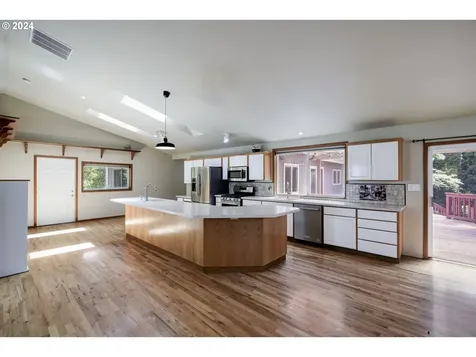 4010 Ne 143rd Avenue Vancouver WA 98682