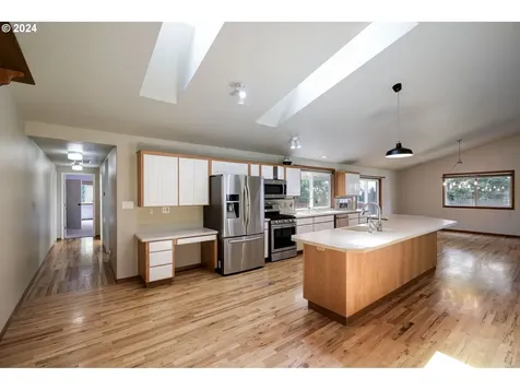 4010 Ne 143rd Avenue Vancouver WA 98682