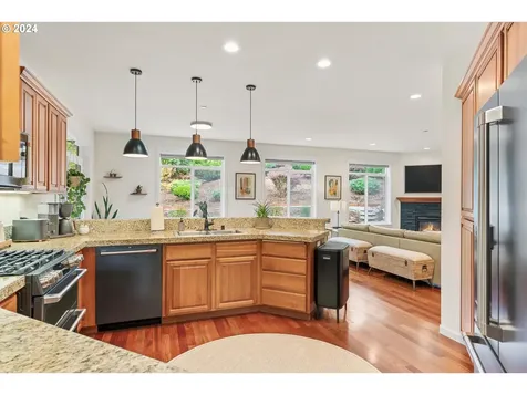 3769 NW 19th Circle Camas WA 98607