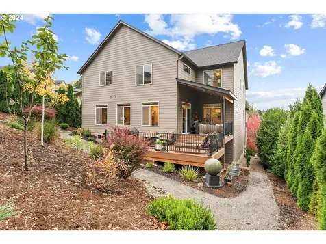 3769 NW 19th Circle Camas WA 98607