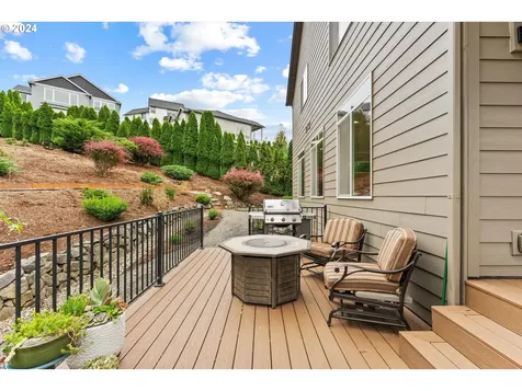 3769 NW 19th Circle Camas WA 98607
