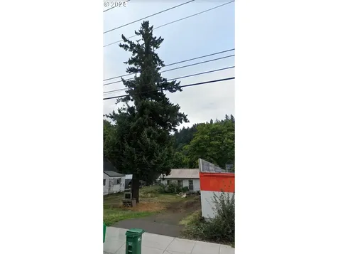 10620 SE Division Street Portland OR 97266