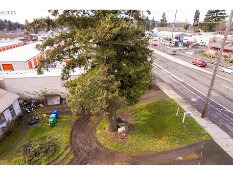 10620 SE Division Street Portland OR 97266