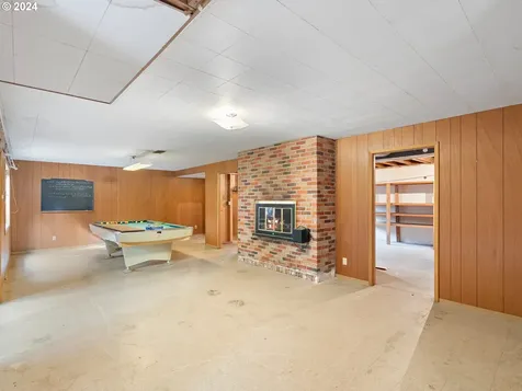 7131 Sw 12th Avenue Portland OR 97219