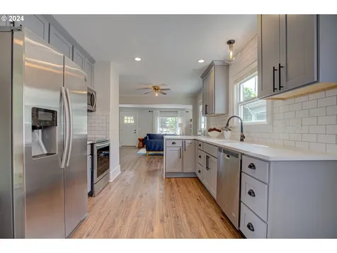 3711 Ne 66th Avenue Portland OR 97213