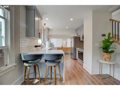 3711 Ne 66th Avenue Portland OR 97213
