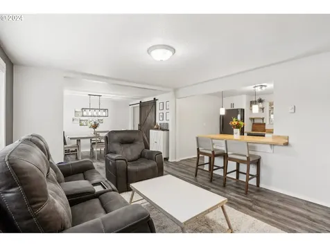 1922 W 27th Street Vancouver WA 98660