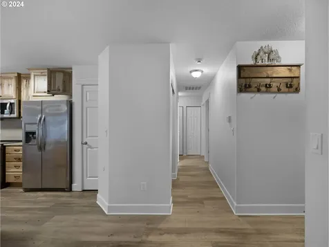 20276 E Ambrose Street Brightwood OR 97011