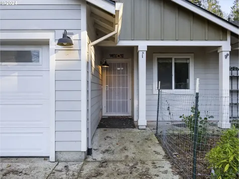 20276 E Ambrose Street Brightwood OR 97011