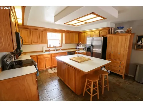 3580 Lindberg Avenue Coos Bay OR 97420