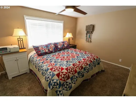 3580 Lindberg Avenue Coos Bay OR 97420