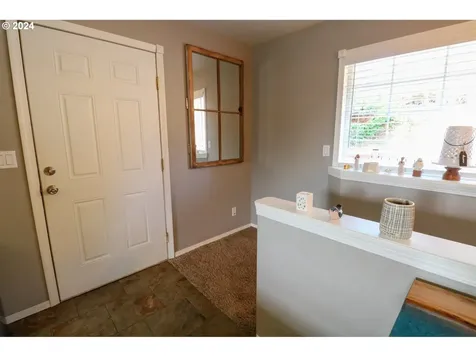 3580 Lindberg Avenue Coos Bay OR 97420