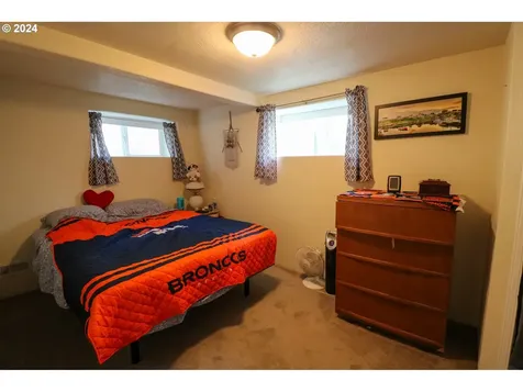 3580 Lindberg Avenue Coos Bay OR 97420