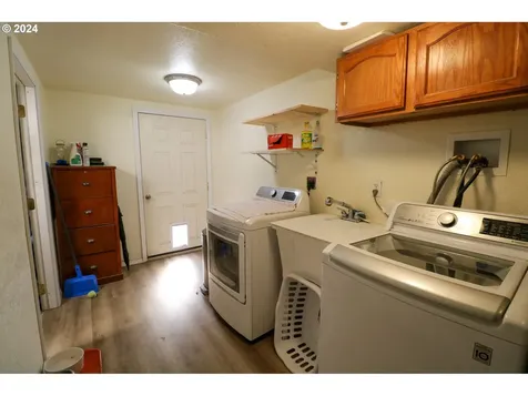3580 Lindberg Avenue Coos Bay OR 97420