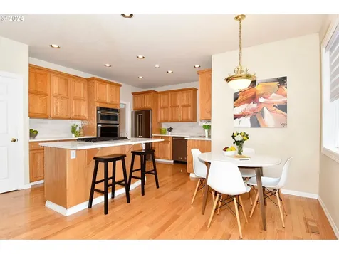 7730 Sw Gearhart Drive Beaverton OR 97007