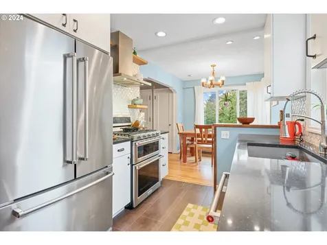 846 NE 72nd Avenue Portland OR 97213