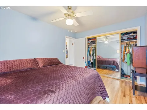 846 NE 72nd Avenue Portland OR 97213