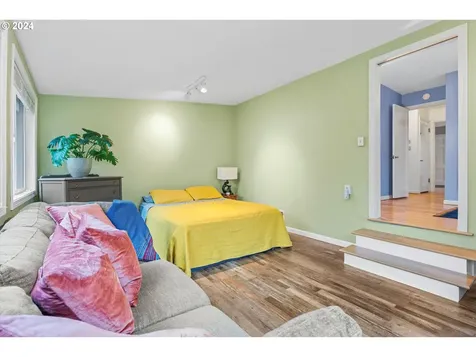 846 NE 72nd Avenue Portland OR 97213