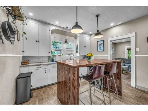 4809 Nw Washington Street Vancouver WA 98663