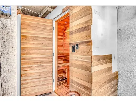 4809 Nw Washington Street Vancouver WA 98663